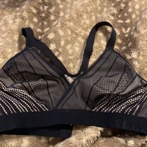 Lululemon bra